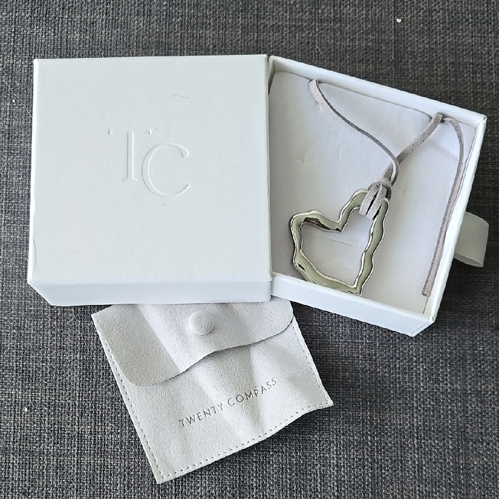Silver Heart Pendant Necklace